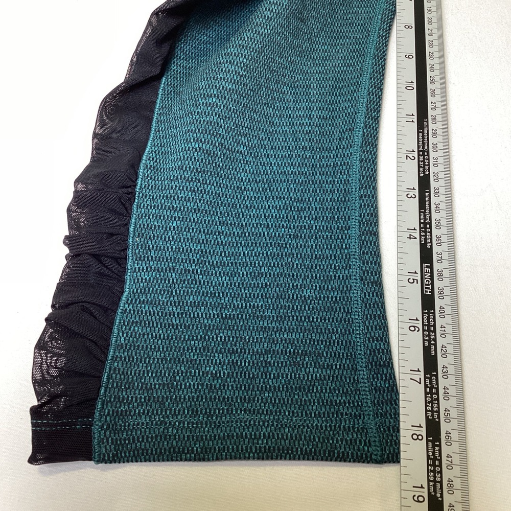BCG NWT L Women Teal Textured Mesh Ruffle Capri Leggings Training Tight Fit Yoga - Picture 7 of 7